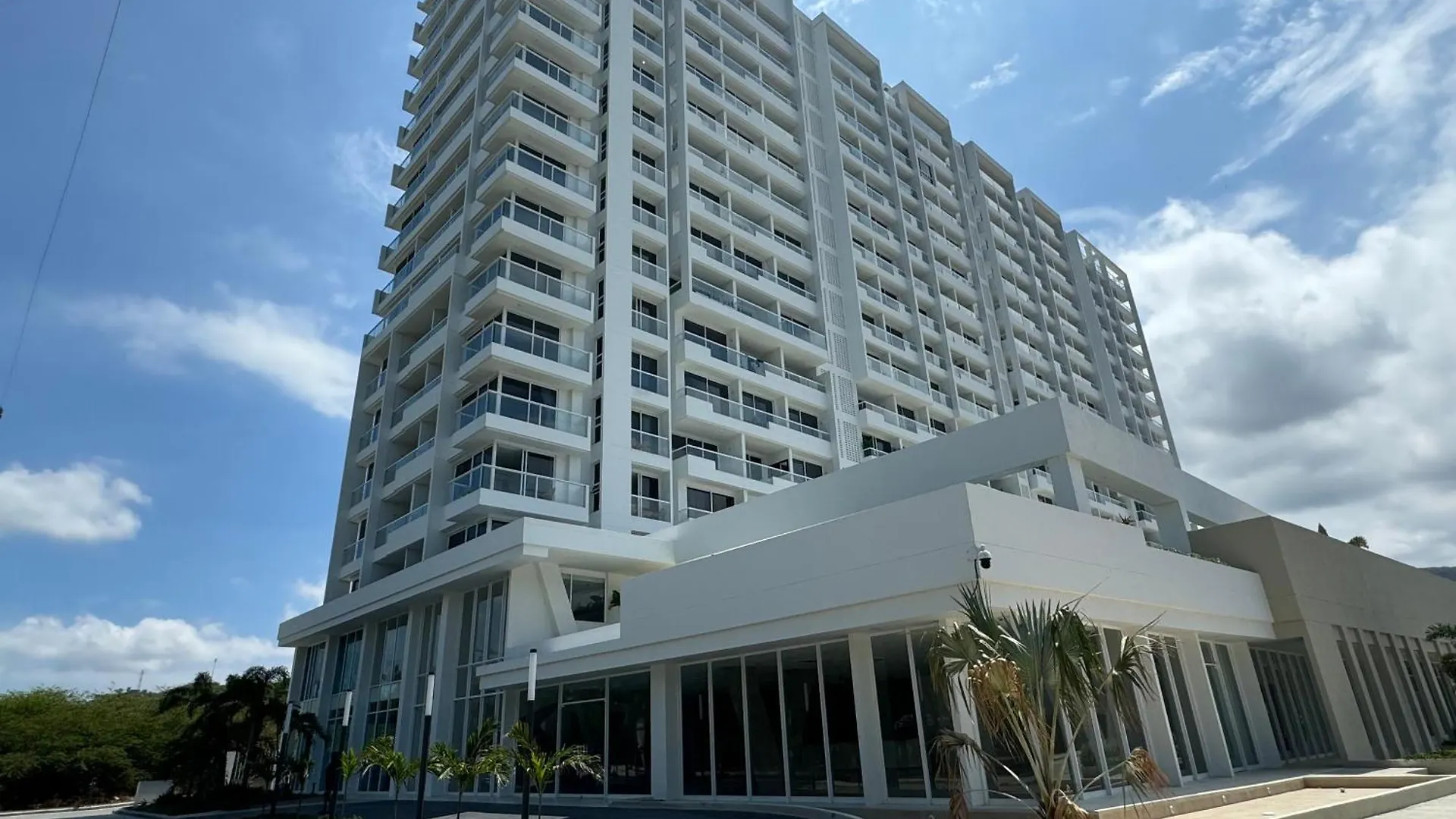 Suite Lujosa Con Jacuzzi Piso 14 Vista Al Mar Santa Marta  Kolumbia